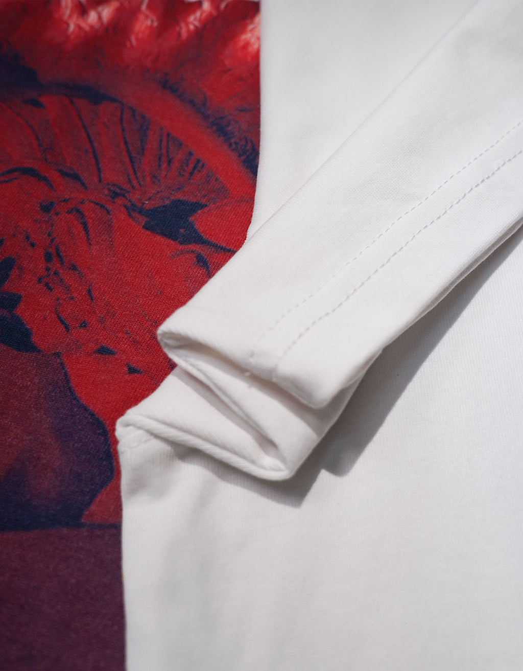 T-shirt graphique Déesse de la victoire