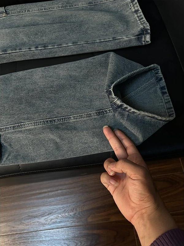 [WHOLESALE ONLY - CONTACT TO ORDER] Men's Heavyweight 100% Cotton Loose Fit Pleated Wide-Leg Jeans with Rivet Hardware (Dusty Indigo) [AW-483]