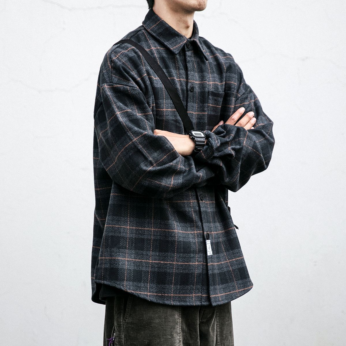 [WHOLESALE ONLY - CONTACT TO ORDER] Men's Oversized Heavyweight Cotton Brushed Flannel Plaid Long Sleeve Shirt Jacket with Chest Pocket (Dark Charcoal Plaid) [AW-435]