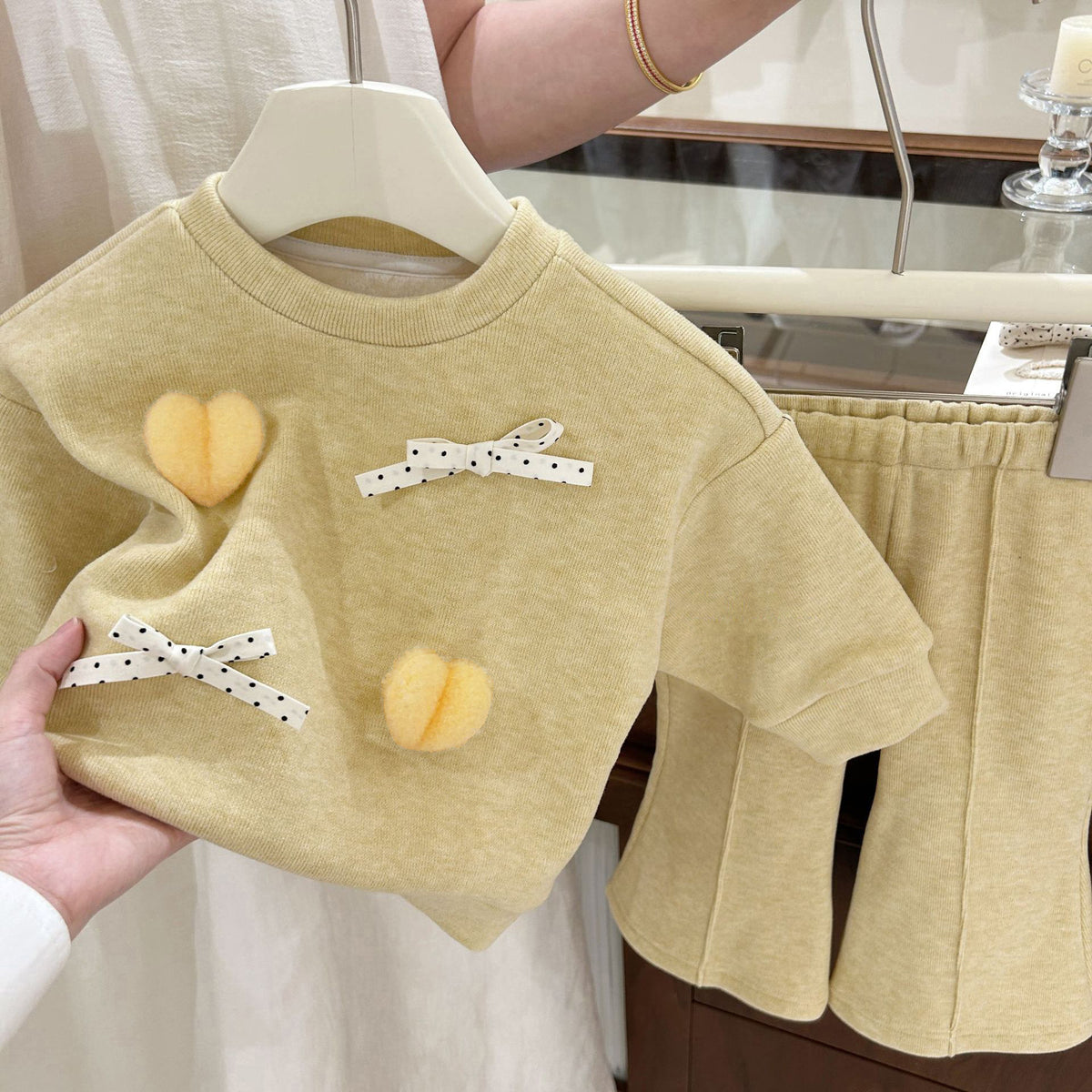 [WHOLESALE ONLY - CONTACT TO ORDER] Toddler & Girls Combed Cotton Fleece-Lined 3D Plush Heart & Bow Top & Flare Pants 2-Piece Set (Butter Yellow) [KW-265]