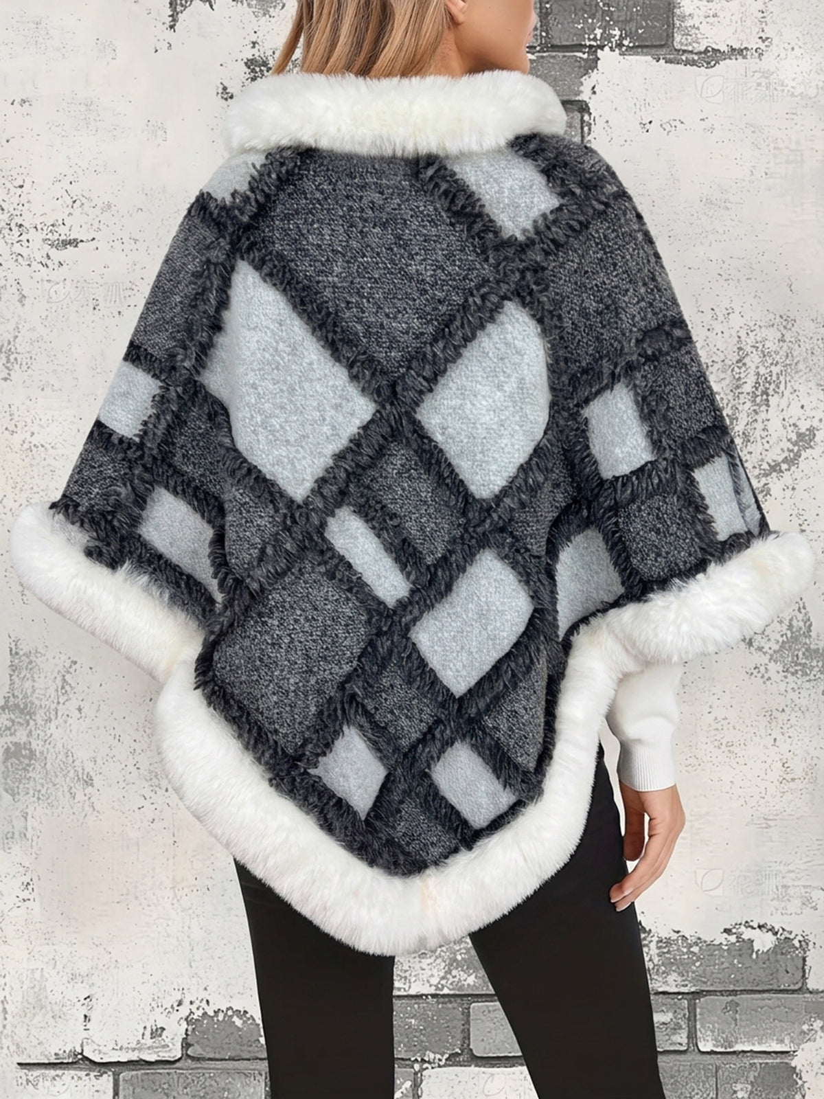 [WHOLESALE ONLY - CONTACT TO ORDER] Women's Elegant Heavyweight Cotton Blend Geometric Plaid Knit Poncho Cape with Plush White Faux Fur Trim (Charcoal & Grey) [AW-294]