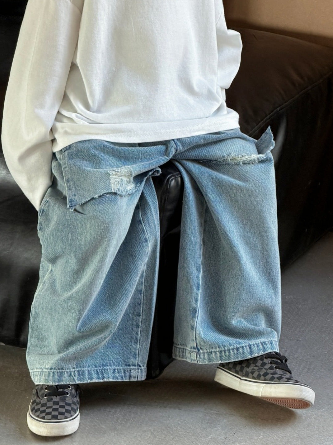 [WHOLESALE ONLY - CONTACT TO ORDER] Unisex Kids Heavyweight 85% Cotton Layered Flap Distressed Baggy Denim Jeans (Light Blue) [KW-210]