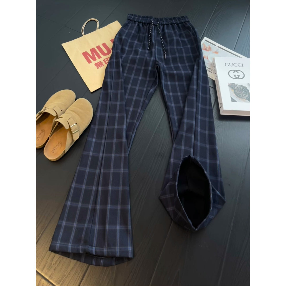 [WHOLESALE ONLY - CONTACT TO ORDER] Women's Wide-Leg Navy Plaid Fleece Trousers with Pintuck Seams & Drawstring Elastic Waist[AW-148]