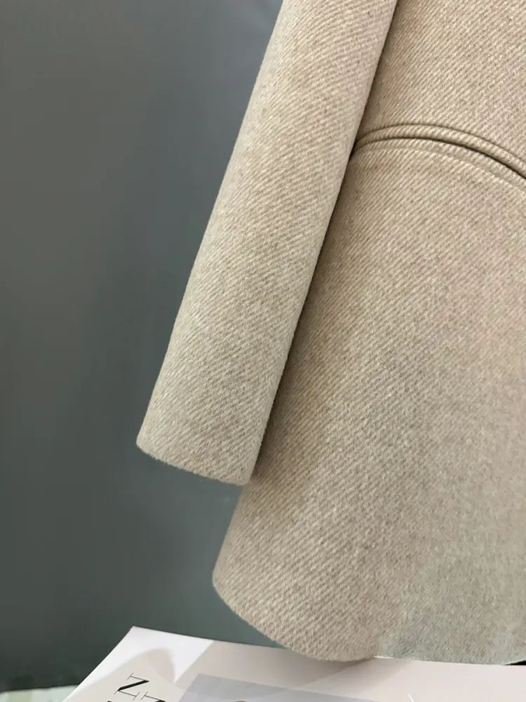 [WHOLESALE ONLY - CONTACT TO ORDER] Women's Korean Quiet Luxury Double-Breasted Peak Lapel Tweed Wool Blend Blazer (Light Oatmeal Melange) [AW-320]