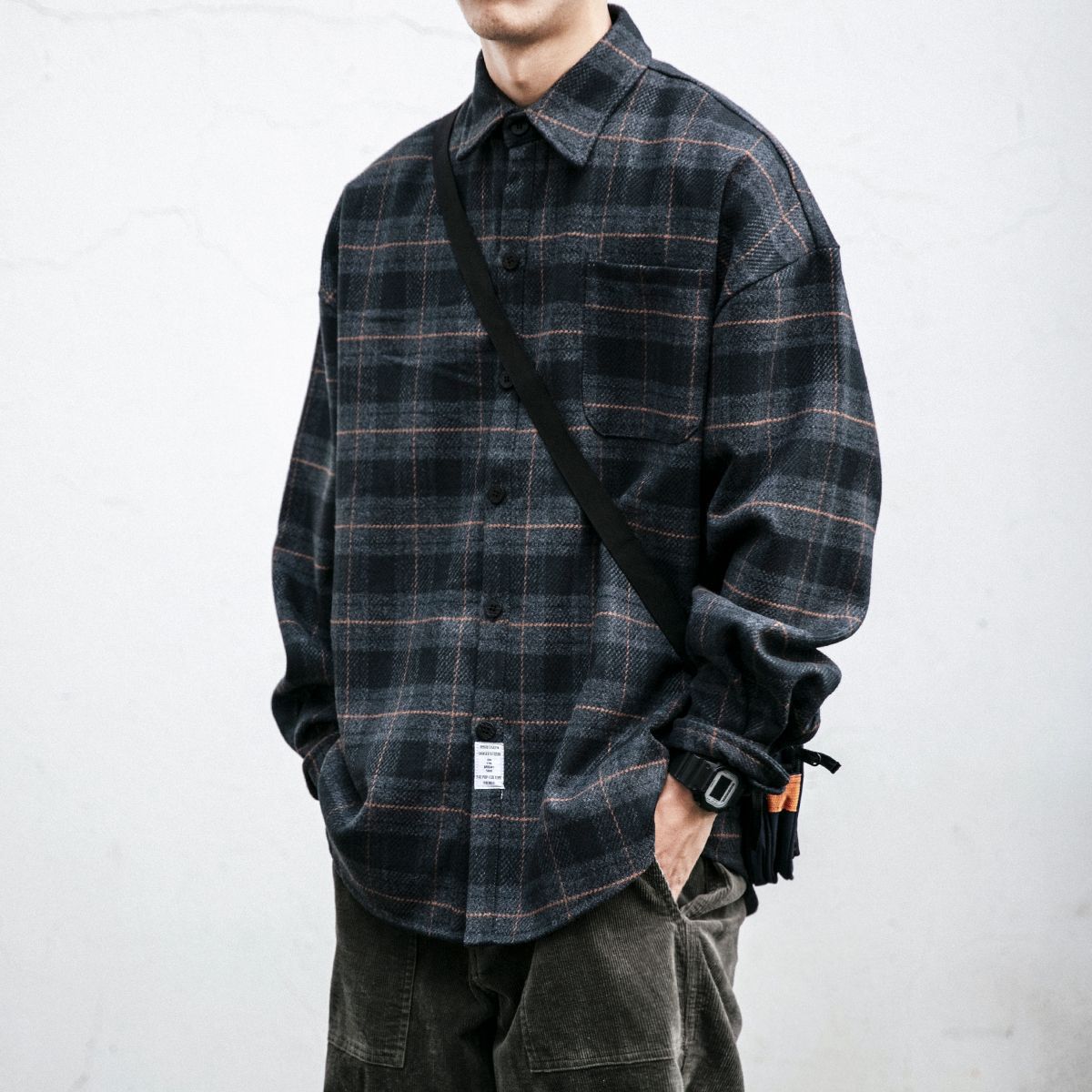 [WHOLESALE ONLY - CONTACT TO ORDER] Men's Oversized Heavyweight Cotton Brushed Flannel Plaid Long Sleeve Shirt Jacket with Chest Pocket (Dark Charcoal Plaid) [AW-435]
