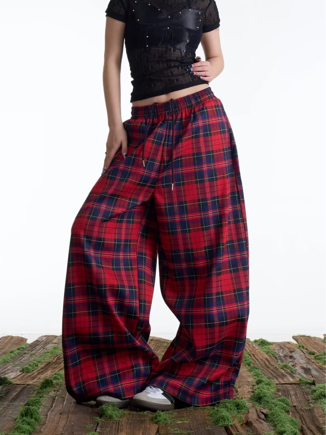 [WHOLESALE ONLY - CONTACT TO ORDER] Women's Baggy Plaid Flannel Wide-Leg Trousers with Drawstring Elastic Waist (Red Tartan) [AW-150]