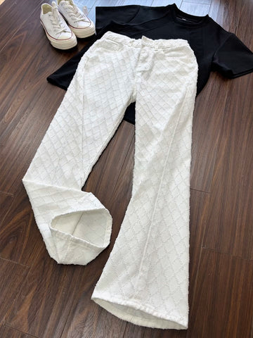 [WHOLESALE ONLY - CONTACT TO ORDER] Men's Heavyweight 100% Cotton Textured Diamond Tufted Bootcut Flare Pants with Raw Hem (Optic White) [AW-479]