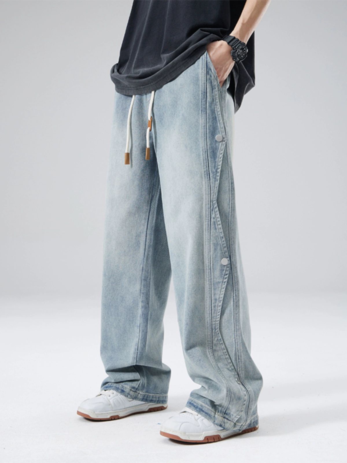 [WHOLESALE ONLY - CONTACT TO ORDER] Men's Heavyweight 100% Cotton Elastic Waist Baggy Wide-Leg Jeans with Side Snap Buttons (Light Wash Blue) [AW-480]