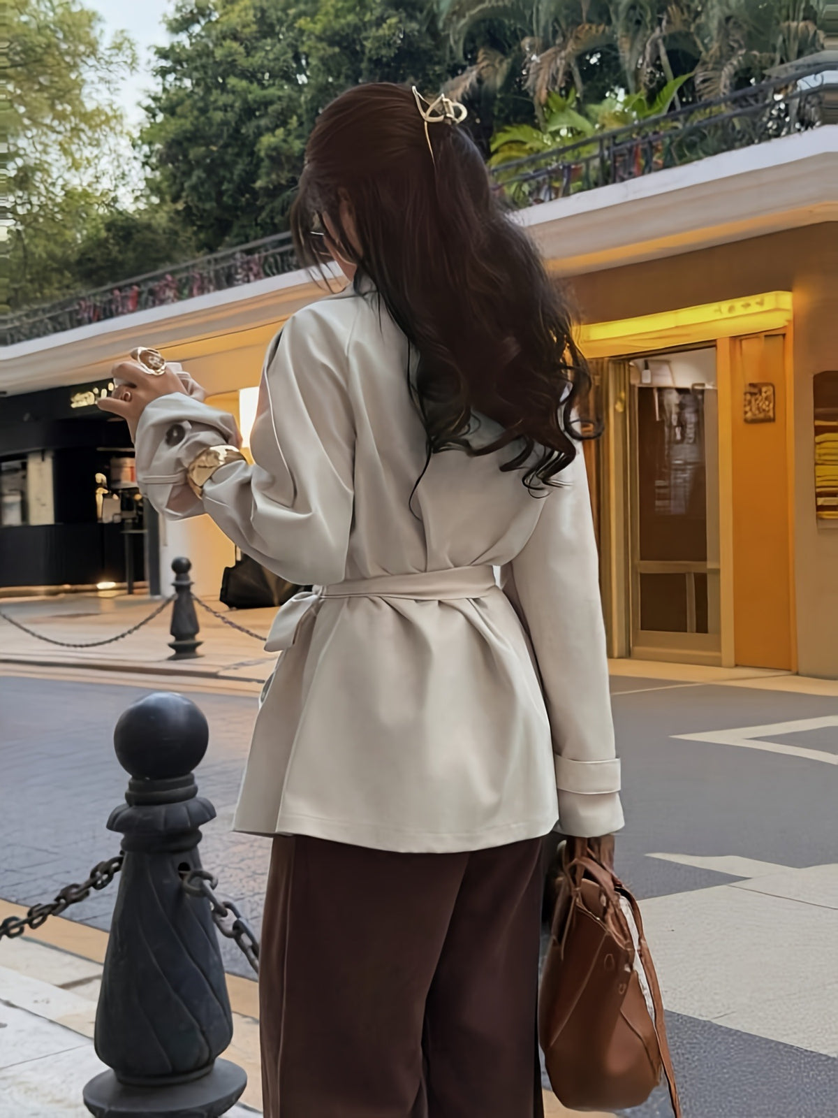 [WHOLESALE ONLY - CONTACT TO ORDER] Women's Korean Chic High Stand Collar Double-Breasted Belted Short Trench Coat Jacket (Oatmeal Beige) [AW-317]