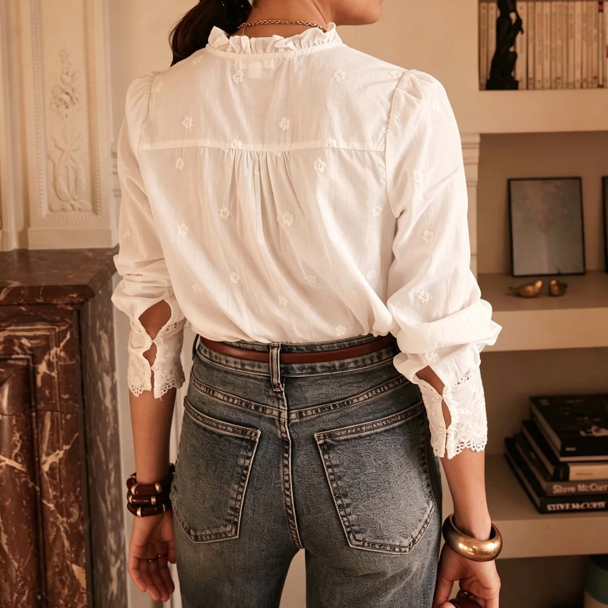 [WHOLESALE ONLY - CONTACT TO ORDER] Women's French Vintage Ruffle Collar 100% Cotton Eyelet Embroidery Long Sleeve Blouse (Cream White) [AW-312]