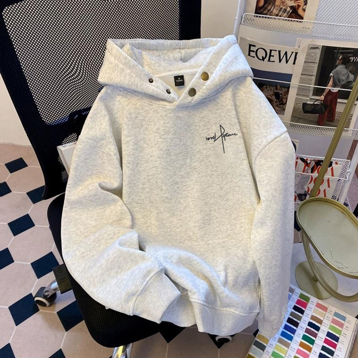 [WHOLESALE ONLY - CONTACT TO ORDER] Unisex Heavyweight 75% Cotton Brass Snap-Collar Kangaroo Pocket Hoodie (Heather Grey) [AW-430]