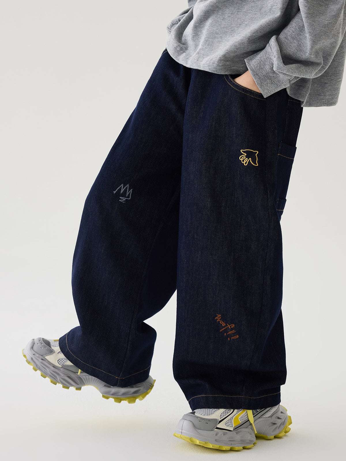 [WHOLESALE ONLY - CONTACT TO ORDER] Kids Unisex Raw Indigo Barrel Balloon Fit 100% Cotton Denim Jeans with Doodle Embroidery (Deep Indigo) [KW-193]