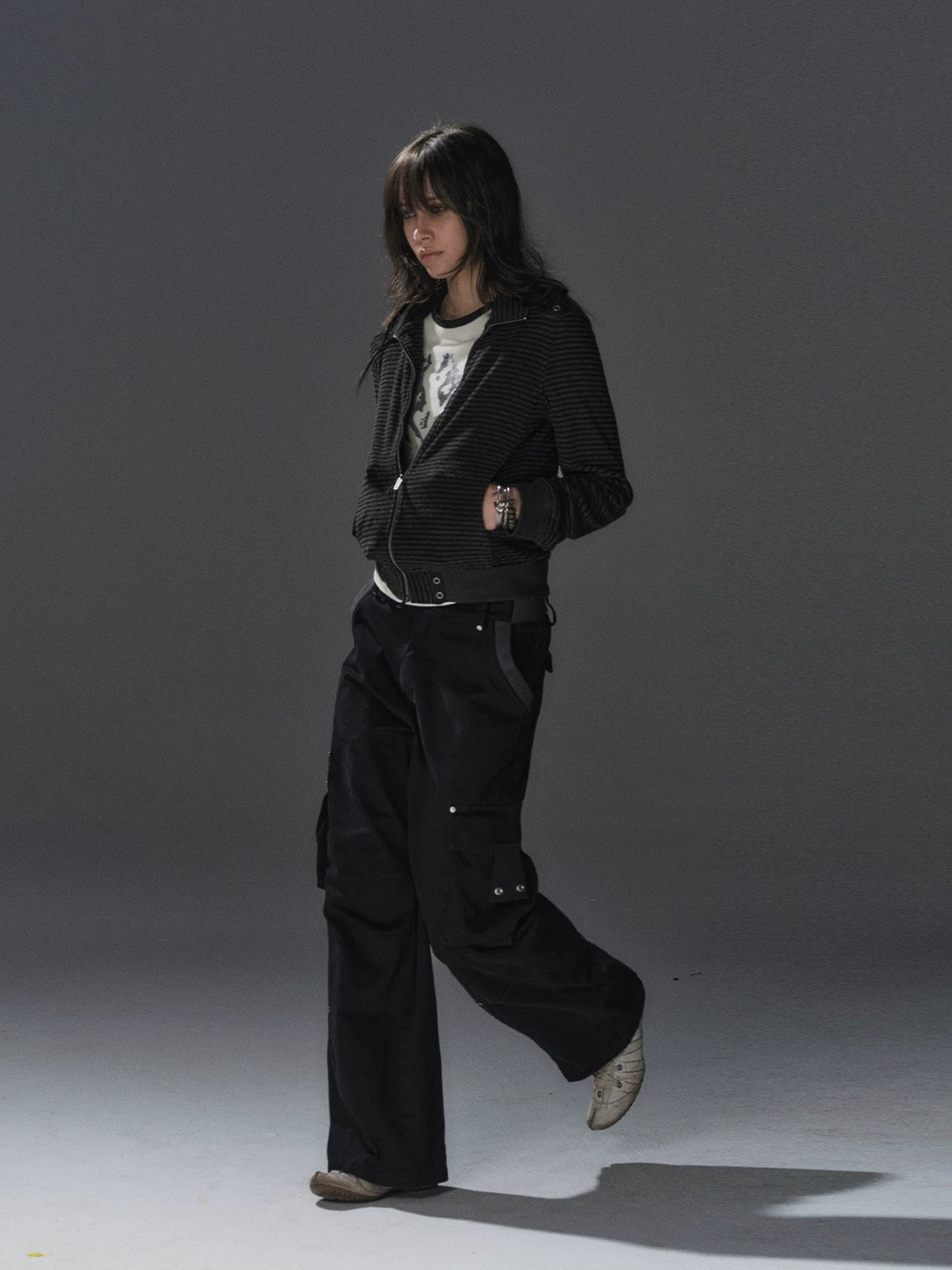 [WHOLESALE ONLY - CONTACT TO ORDER] Women's Heavyweight Cotton Blend Y2K Grunge Striped Cropped Two-Way Zip Knit Jacket (Charcoal Stripe) [AW-507]