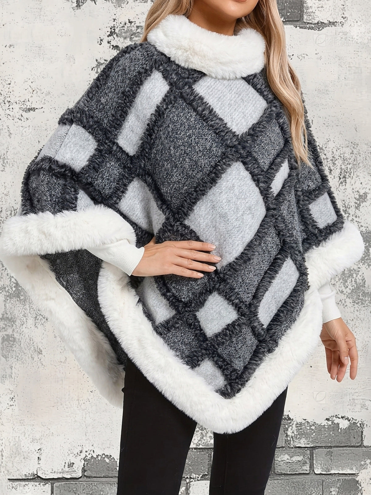 [WHOLESALE ONLY - CONTACT TO ORDER] Women's Elegant Heavyweight Cotton Blend Geometric Plaid Knit Poncho Cape with Plush White Faux Fur Trim (Charcoal & Grey) [AW-294]