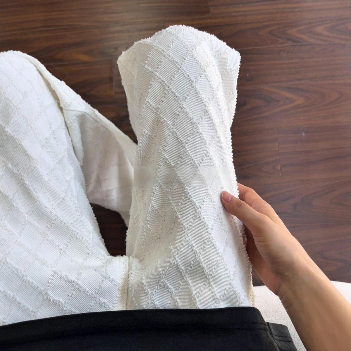 [WHOLESALE ONLY - CONTACT TO ORDER] Men's Heavyweight 100% Cotton Textured Diamond Tufted Bootcut Flare Pants with Raw Hem (Optic White) [AW-479]