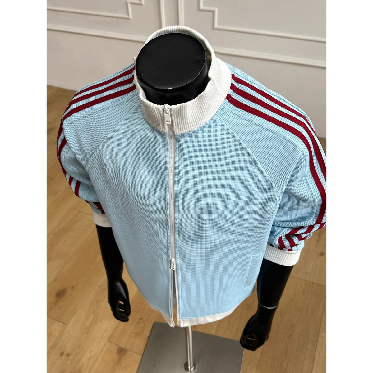 [WHOLESALE ONLY - CONTACT TO ORDER] Unisex Relaxed Fit Heavyweight Textured Waffle Knit Retro Track Jacket with Striped Sleeves (Sky Blue) [AW-301]