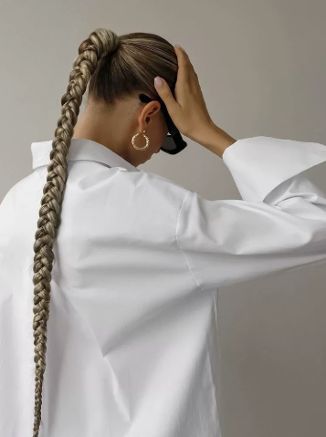 [WHOLESALE ONLY - CONTACT TO ORDER] Women's Oversized Boyfriend Crisp Poplin Button-Down Shirt with Chest Pocket & Wide Turn-Up Cuffs (Pure White) [AW-261]