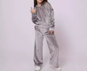 [WHOLESALE ONLY - CONTACT TO ORDER] Girls Y2K Retro High-Shine Velour Zip-Up Crop Hoodie & Wide-Leg Pants 2-Piece Tracksuit Set (Silver Grey) [KW-199]