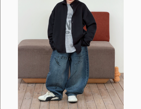 [WHOLESALE ONLY - CONTACT TO ORDER] Kids Unisex Baggy 85% Cotton Heavyweight Scribble Graffiti Balloon Denim Jeans (Vintage Washed Blue) [KW-226]