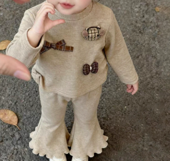 [WHOLESALE ONLY - CONTACT TO ORDER] Toddler & Girls Combed Cotton Plaid Bow & Bear Appliqué Top & Flare Pants 2-Piece Set (Oatmeal Beige) [KW-264]