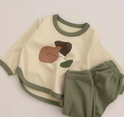 [WHOLESALE ONLY - CONTACT TO ORDER] Toddler & Kids Combed Cotton Abstract Earth Print Contrast Trim Top & Pants 2-Piece Pajama Set (Cream/Sage Green) [KW-272]