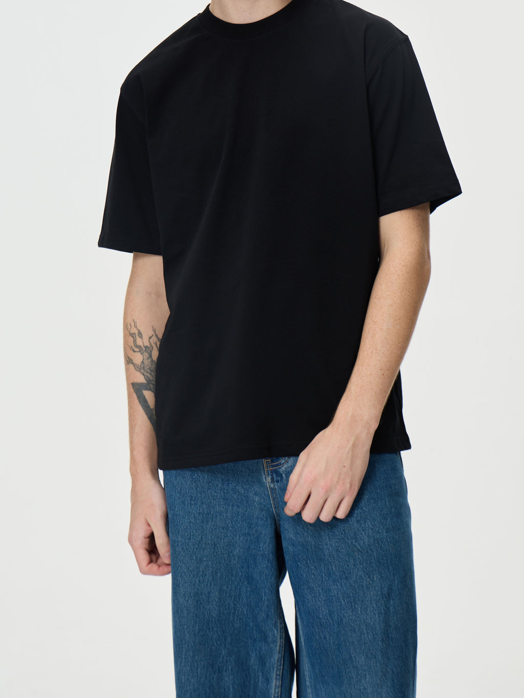 GLOWNOVA LAB - Text Under Image